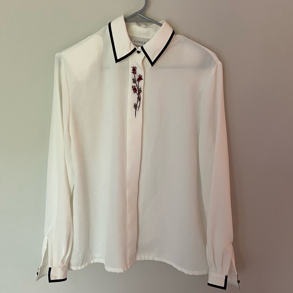 Vintage women’s Koret button down blouse